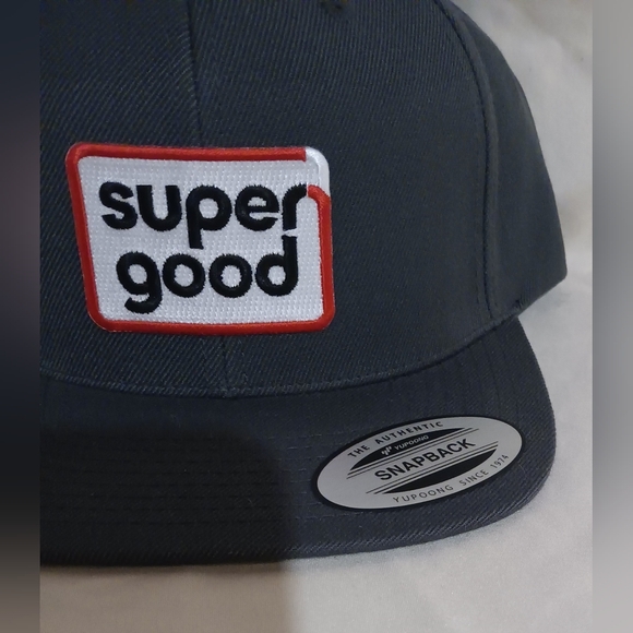 Hat - Picture 2 of 3